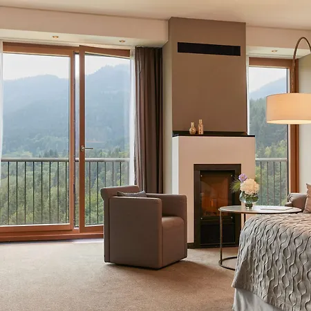 Курортный комплекс Kempinski 5*
